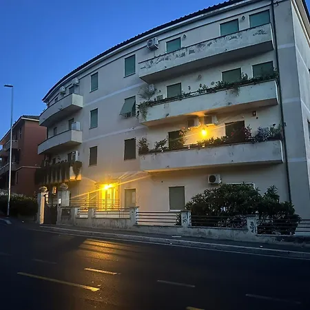 招待所 Vatican Lem Collection